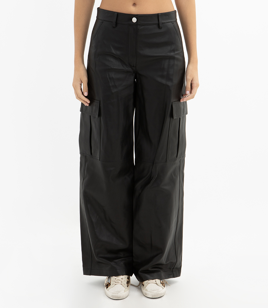 WIDE-LEG CARGO PANT IN LEATHER