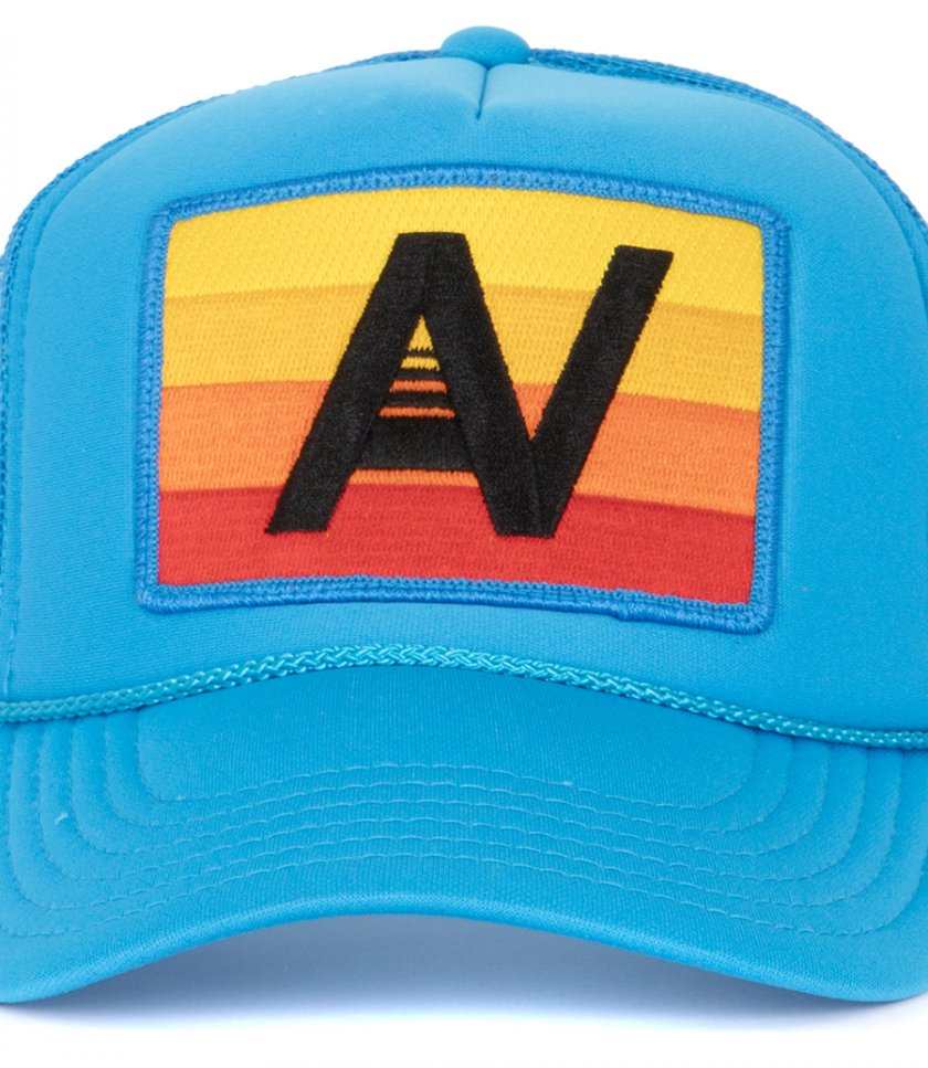 LOGO RAINBOW TRUCKER