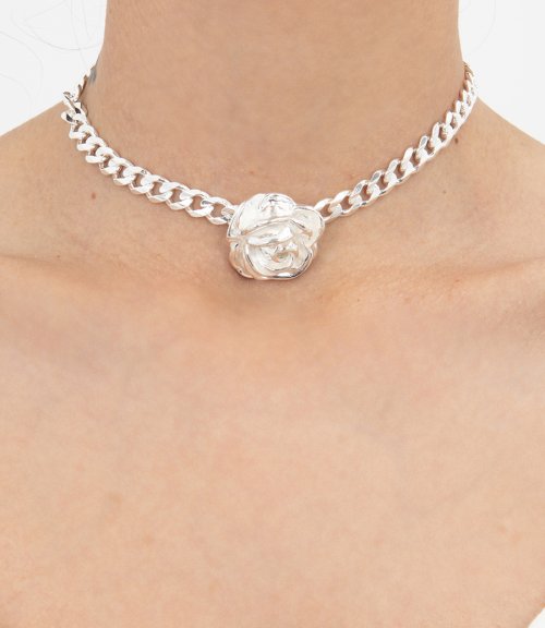 SILVER ROSE CHAIN NECKLACE