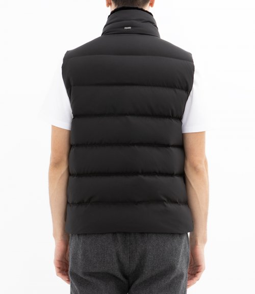 VEST IN ARENDELLE