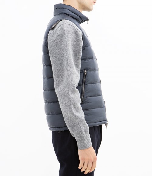 REVERSIBLE SLEEVELESS JACKET IN NYLON ULTRALIGHT