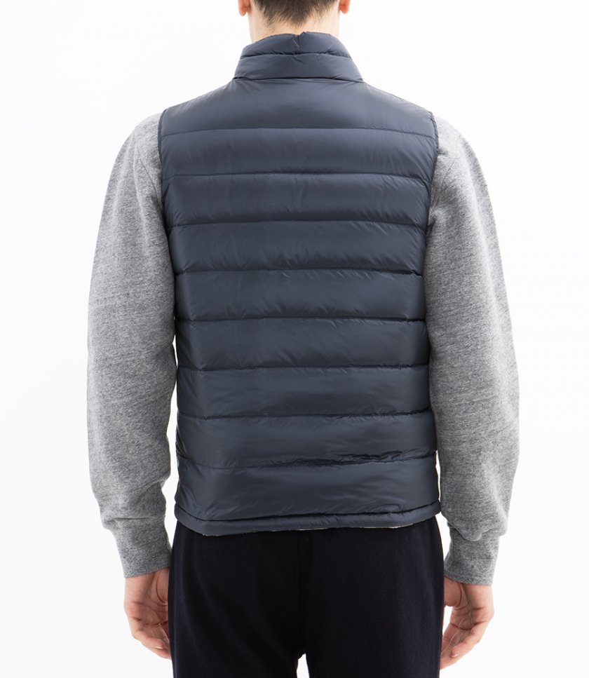 REVERSIBLE SLEEVELESS JACKET IN NYLON ULTRALIGHT