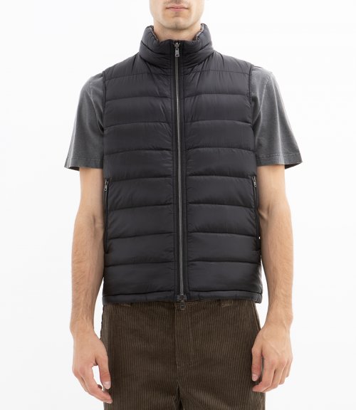 REVERSIBLE SLEEVELESS JACKET IN NYLON ULTRALIGHT