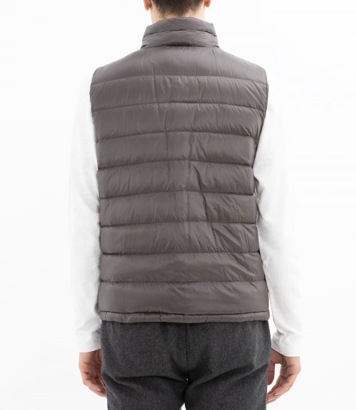 REVERSIBLE SLEEVELESS JACKET IN NYLON ULTRALIGHT