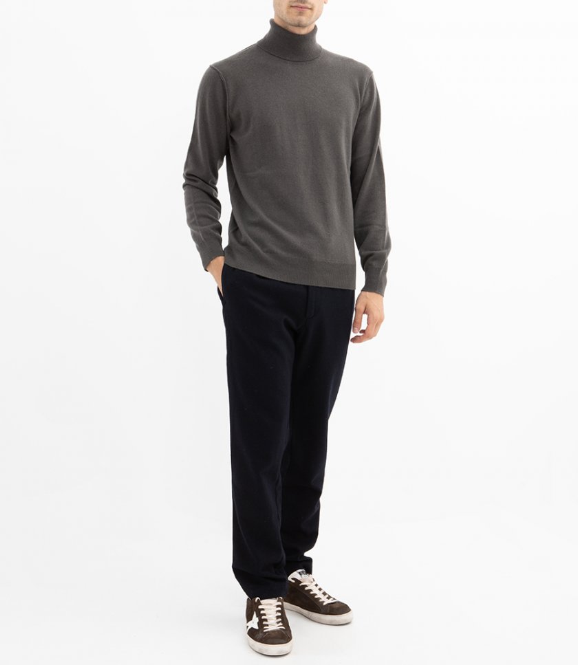 WOOL & CASHMERE ROLL NECK SWEATER