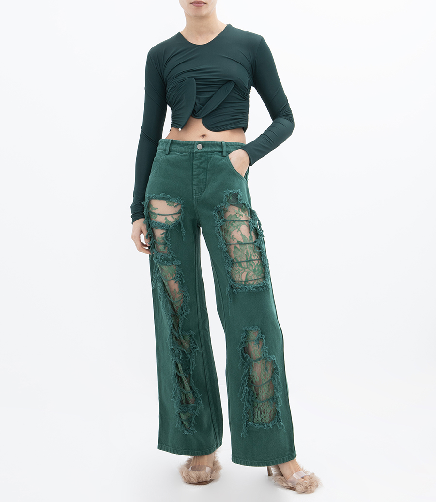 ENCOMPASSED LOOPED CROP TOP