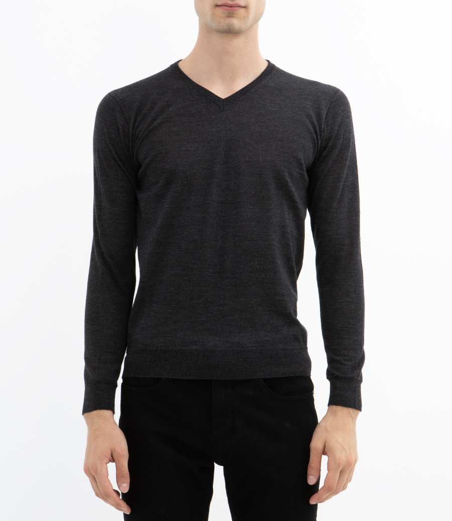 V NECK SWEATER