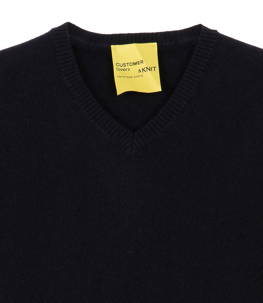 CASHMERE V NECK SWEATER